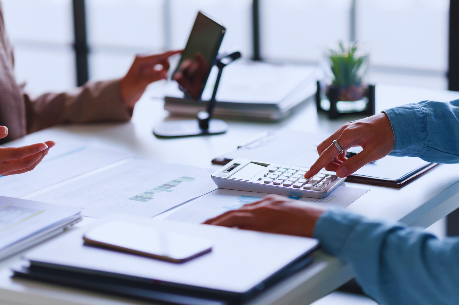 Why Accurate Accounting & Bookkeeping Is the Backbone of Business Success